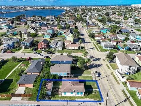 2209 Saladia Street Galveston TX 77551