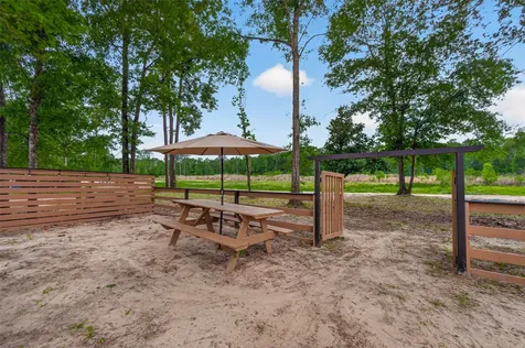 795 County Road 332 Cleveland TX 77328