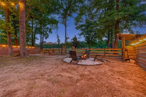 795 County Road 332 Cleveland TX 77328