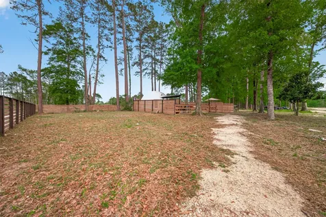 795 County Road 332 Cleveland TX 77328