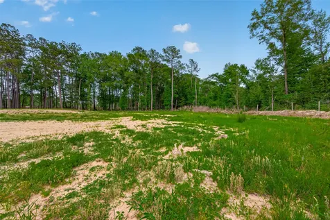 795 County Road 332 Cleveland TX 77328