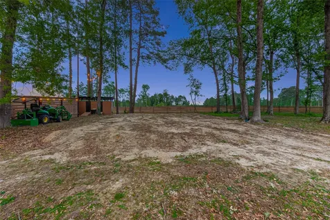 795 County Road 332 Cleveland TX 77328