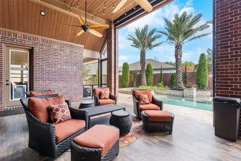 39 Camden Oaks Lane Montgomery TX 77356