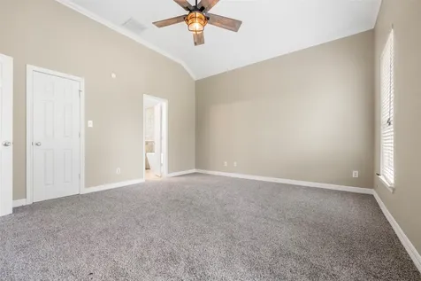 702 Clayton Street Tomball TX 77375