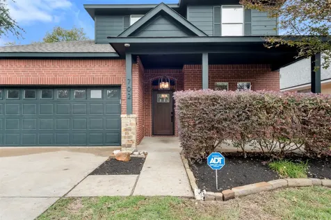 702 Clayton Street Tomball TX 77375