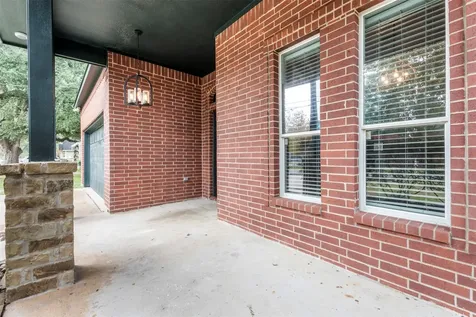 702 Clayton Street Tomball TX 77375