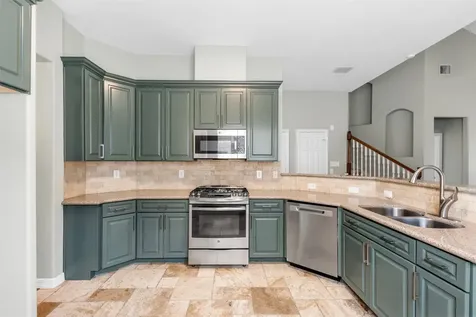 702 Clayton Street Tomball TX 77375