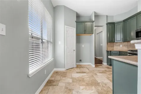 702 Clayton Street Tomball TX 77375