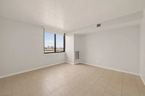 3525 Sage Road 1405 Houston TX 77056