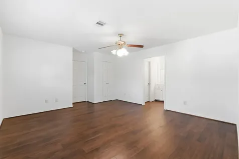 7738 Beaudelaire Circle Galveston TX 77551