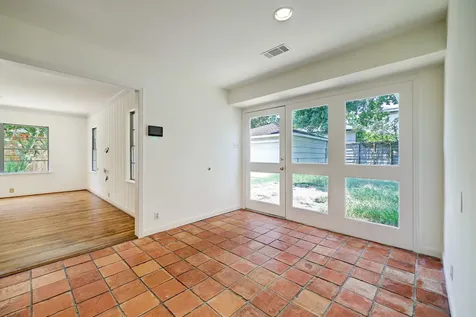 5642 Wickersham Lane Houston TX 77056