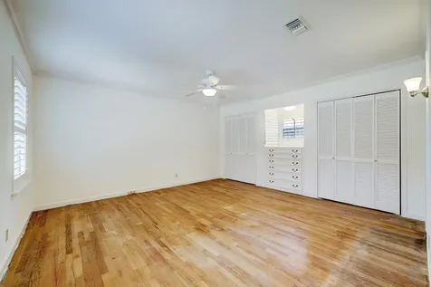 5642 Wickersham Lane Houston TX 77056
