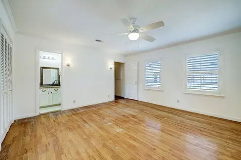 5642 Wickersham Lane Houston TX 77056