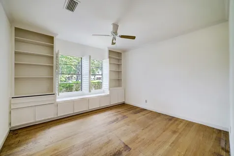 5642 Wickersham Lane Houston TX 77056