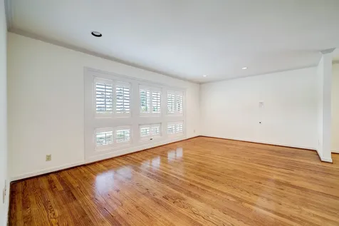 5642 Wickersham Lane Houston TX 77056