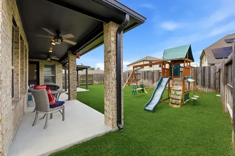 30910 Laurel Creek Lane Conroe TX 77385
