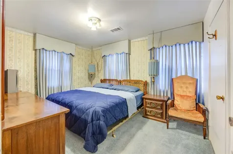5223 Grace Point Lane Houston TX 77048