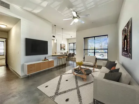 306 Mcgowen Street 1106 Houston TX 77006