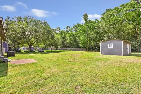 803 County Road 6769 Dayton TX 77535