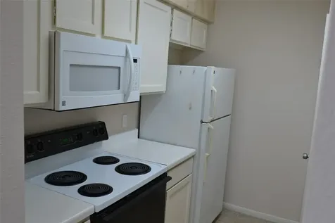 6111 Beverly Hill Street 43 Houston TX 77057