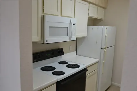6111 Beverly Hill Street 43 Houston TX 77057