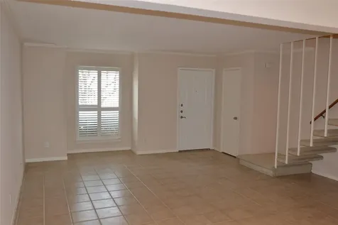 6111 Beverly Hill Street 43 Houston TX 77057