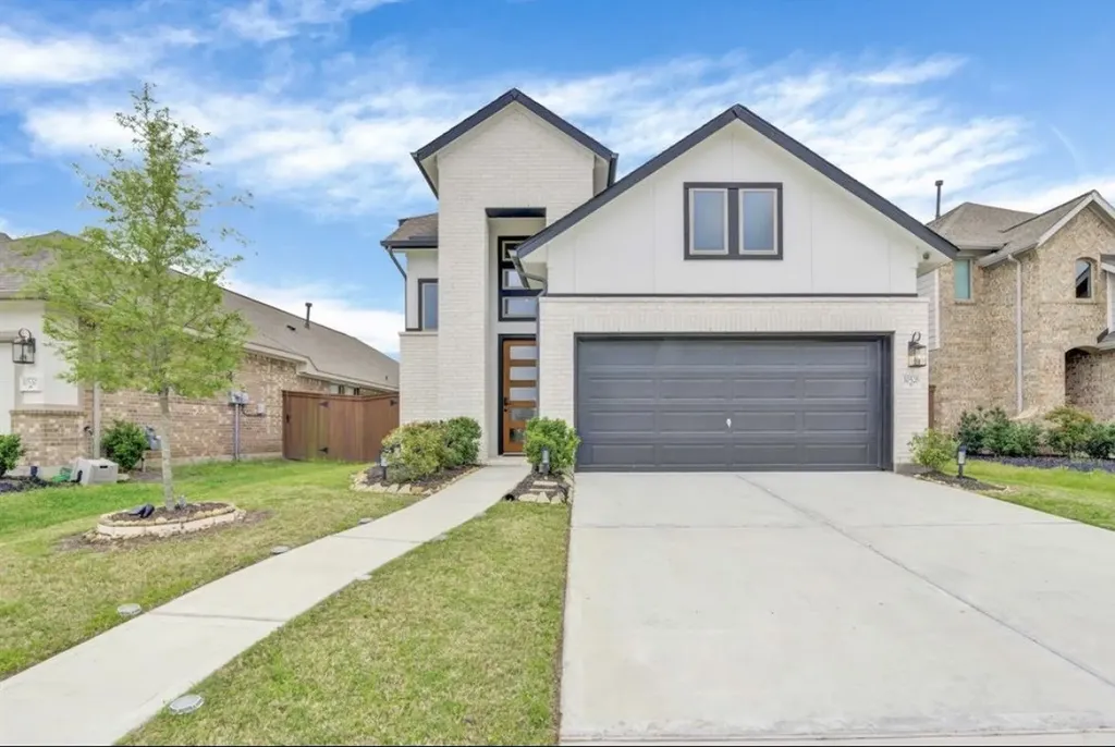 10526 Wagner Street Iowa Colony TX 77583