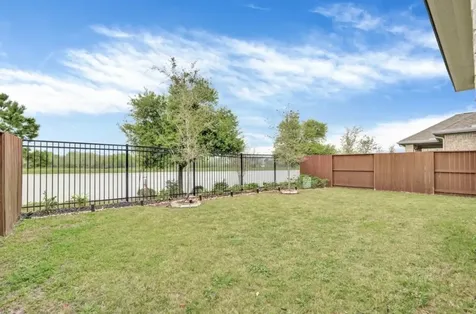 10526 Wagner Street Iowa Colony TX 77583