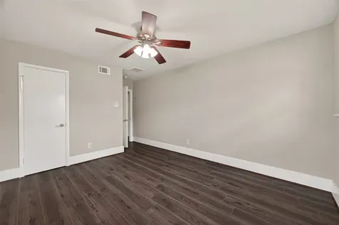 9623 Meadowglen Lane Houston TX 77063