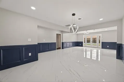 9623 Meadowglen Lane Houston TX 77063