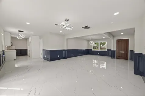 9623 Meadowglen Lane Houston TX 77063