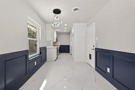9623 Meadowglen Lane Houston TX 77063