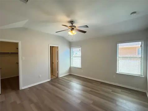 7906 Emerald Oak Drive Texas City TX 77591