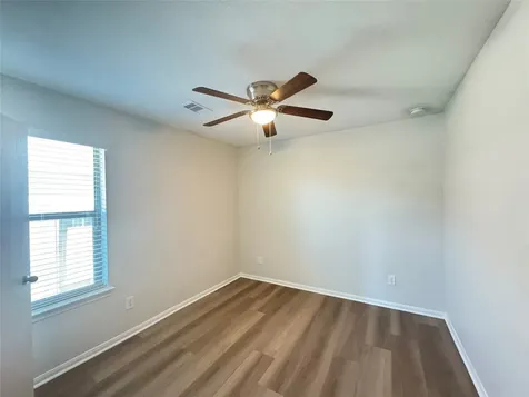 7906 Emerald Oak Drive Texas City TX 77591