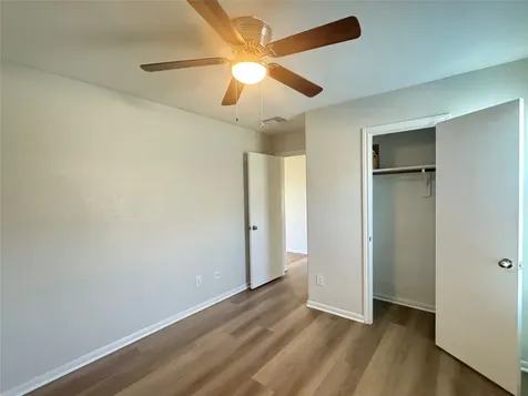 7906 Emerald Oak Drive Texas City TX 77591