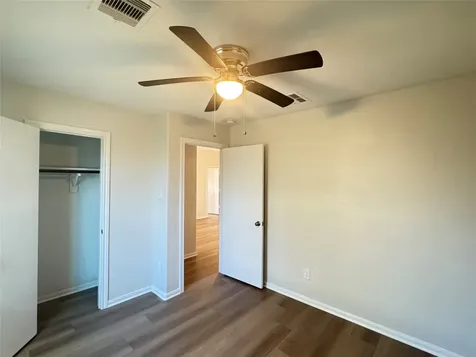 7906 Emerald Oak Drive Texas City TX 77591