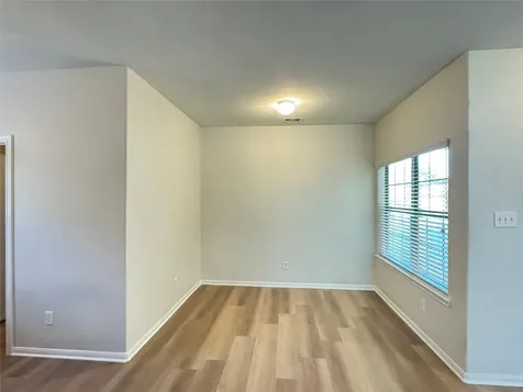 7906 Emerald Oak Drive Texas City TX 77591