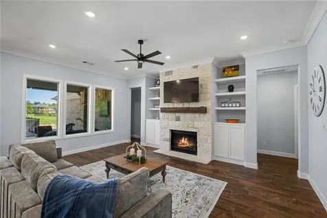 18819 Serene Water Drive Montgomery TX 77356