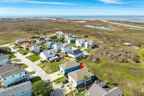12828 E Conquistador Drive Galveston TX 77554