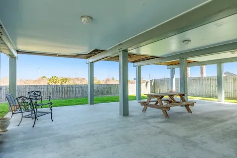 12828 E Conquistador Drive Galveston TX 77554