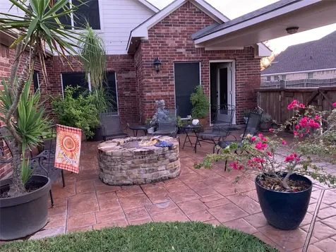 11301 Misty Morning Street Pearland TX 77584