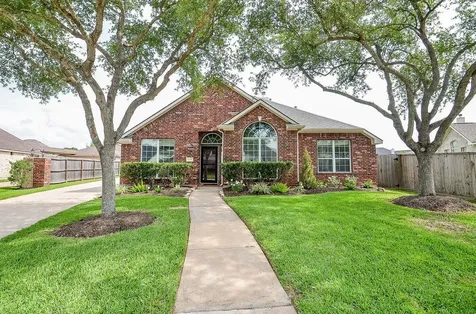 11301 Misty Morning Street Pearland TX 77584