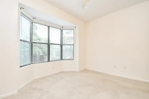 7447 Cambridge Street 71 Houston TX 77054