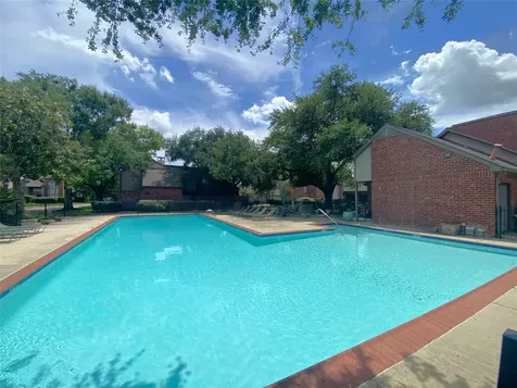 7447 Cambridge Street 71 Houston TX 77054