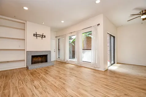 7447 Cambridge Street 71 Houston TX 77054