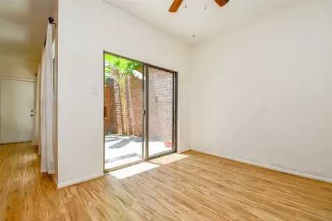 7447 Cambridge Street 71 Houston TX 77054