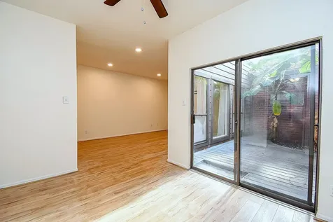 7447 Cambridge Street 71 Houston TX 77054