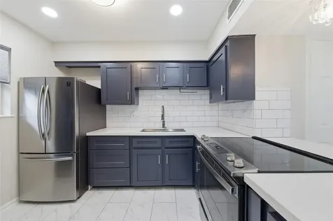 515 Tallowood Road 15 Houston TX 77024