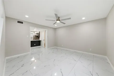 515 Tallowood Road 15 Houston TX 77024