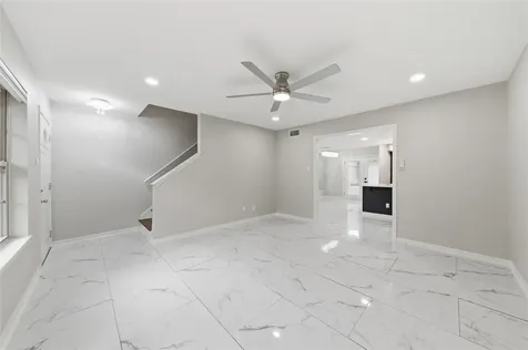 515 Tallowood Road 15 Houston TX 77024